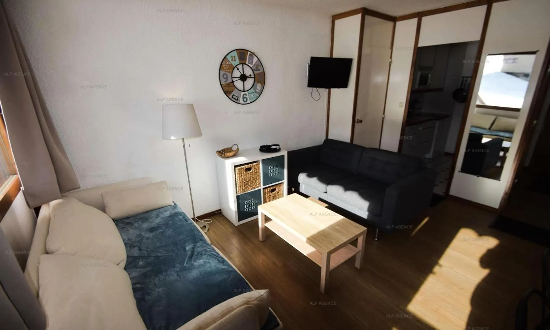 Apartment Residence Les Ecrins - 3 Pieces 6 Pers - Les Ecrins - Plagne Centre Mae-9284 La Plagne-Tarentaise